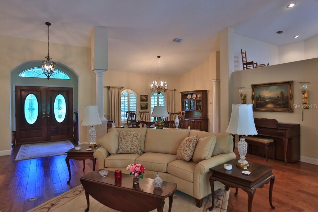 OCALA, Florida, 34480, United States, 3 Bedrooms Bedrooms, ,3 BathroomsBathrooms,Residential,Forsale,1903062
