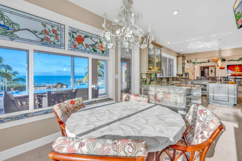 MARATHON, Florida, 33050, United States, 3 Bedrooms Bedrooms, ,4.5 BathroomsBathrooms,Residential,Forsale,1968275