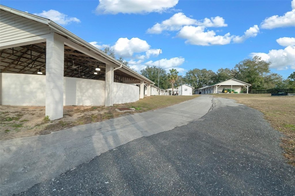 SUMMERFIELD, Florida, 34491, United States, 3 Bedrooms Bedrooms, ,2 BathroomsBathrooms,Residential,Forsale,2004001