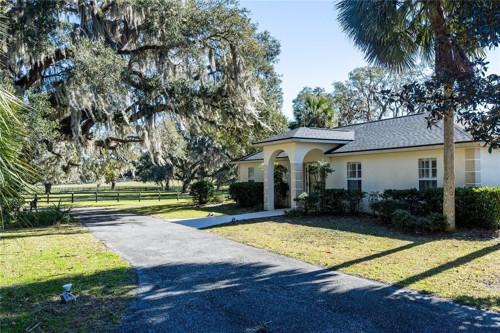 REDDICK, Florida, 32686, United States, 3 Bedrooms Bedrooms, ,2 BathroomsBathrooms,Residential,Forsale,1944501