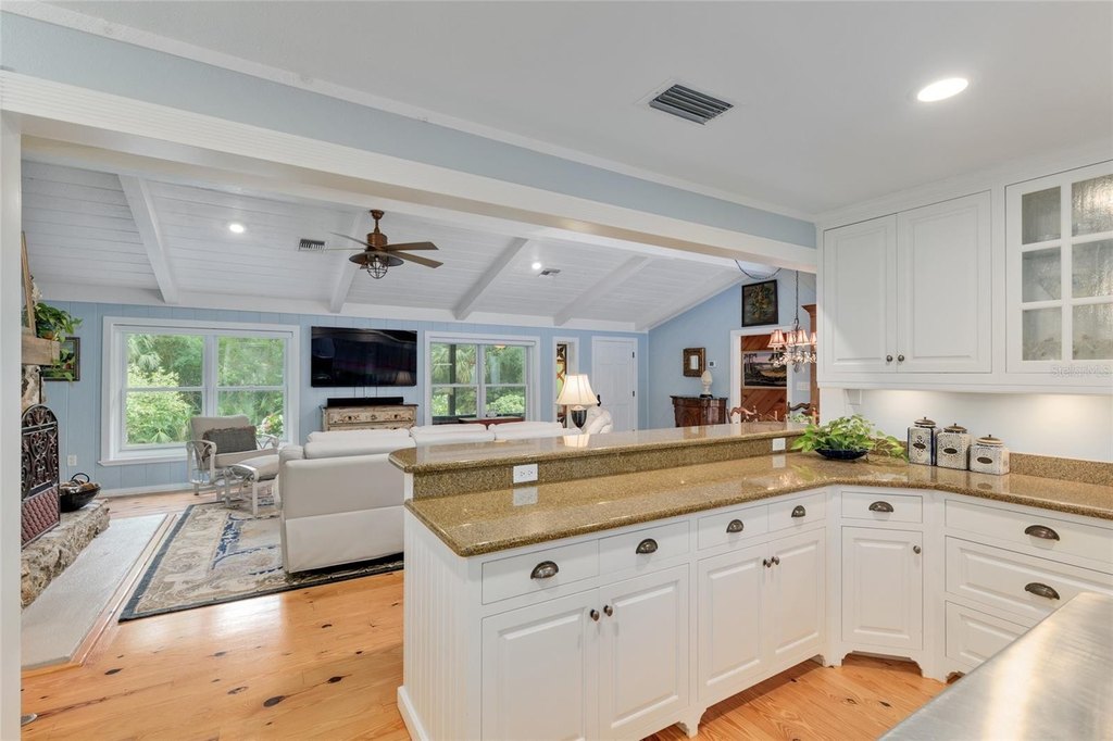 OCALA, Florida, 34480, United States, 5 Bedrooms Bedrooms, ,4.5 BathroomsBathrooms,Residential,Forsale,1905414