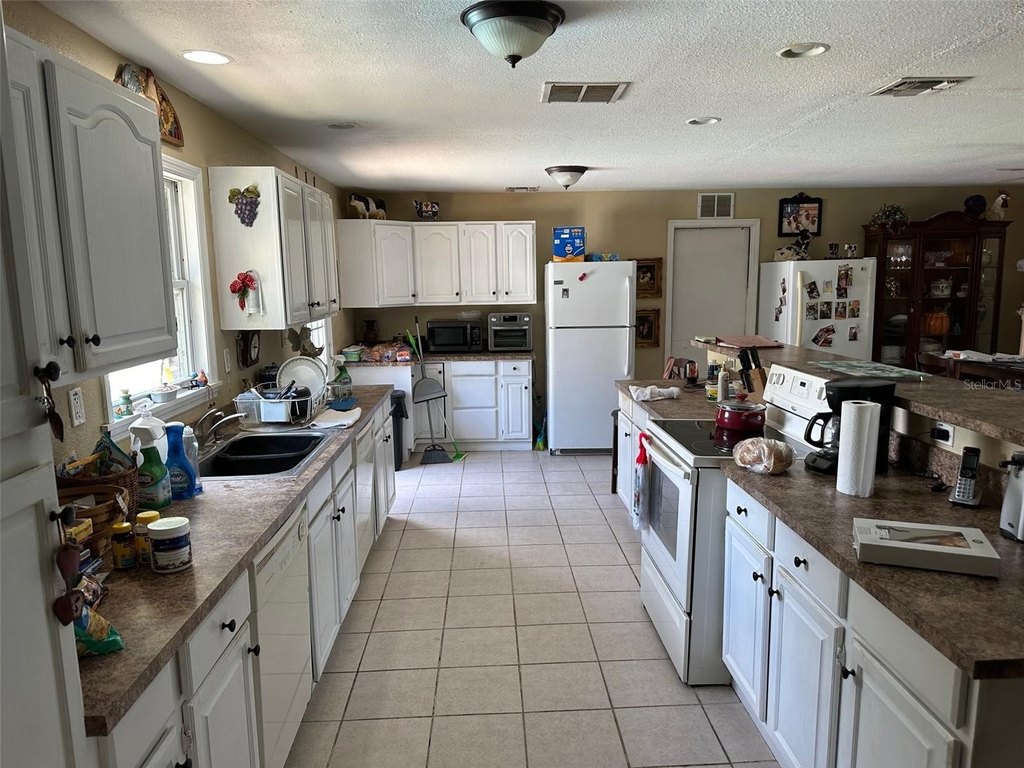 OCALA, Florida, 34482, United States, 4 Bedrooms Bedrooms, ,2.5 BathroomsBathrooms,Residential,Forsale,1884191