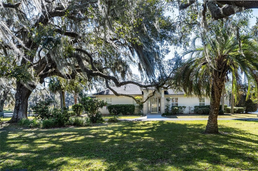 REDDICK, Florida, 32686, United States, 3 Bedrooms Bedrooms, ,2 BathroomsBathrooms,Residential,Forsale,1944501