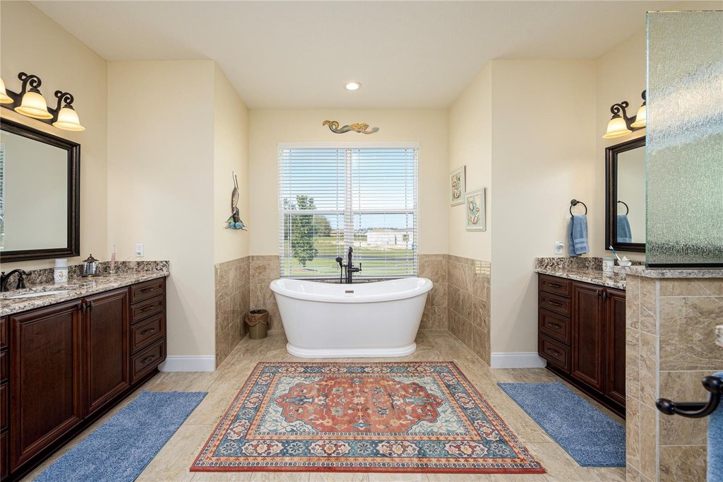 OCALA, Florida, 34476, United States, 4 Bedrooms Bedrooms, ,3 BathroomsBathrooms,Residential,Forsale,2009455