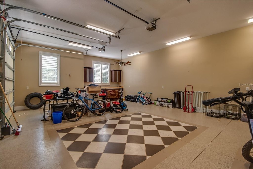 OCALA, Florida, 34476, United States, 5 Bedrooms Bedrooms, ,5.5 BathroomsBathrooms,Residential,Forsale,2009446