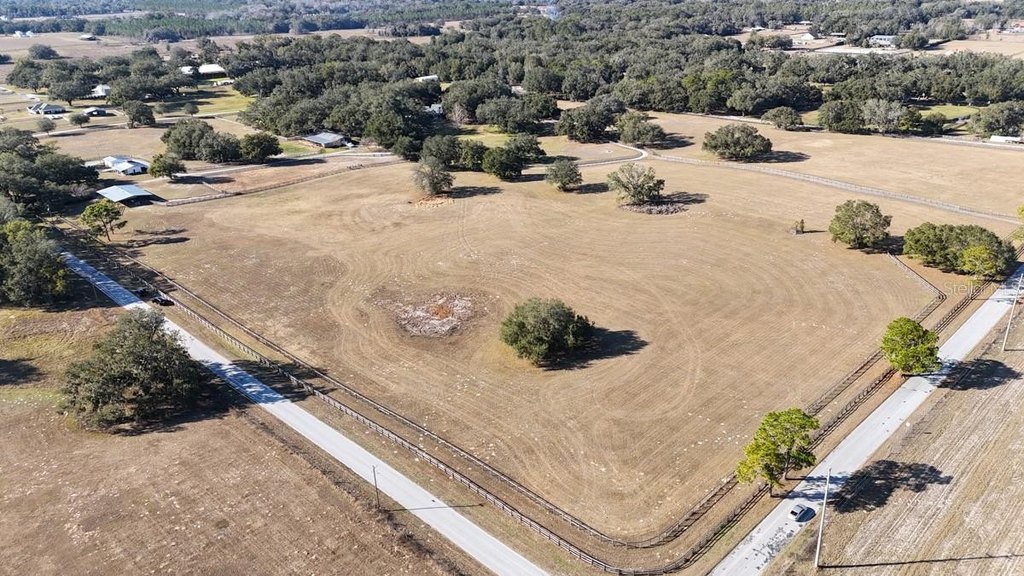 OXFORD, Florida, 34484, United States, 4 Bedrooms Bedrooms, ,4 BathroomsBathrooms,Residential,Forsale,2010930