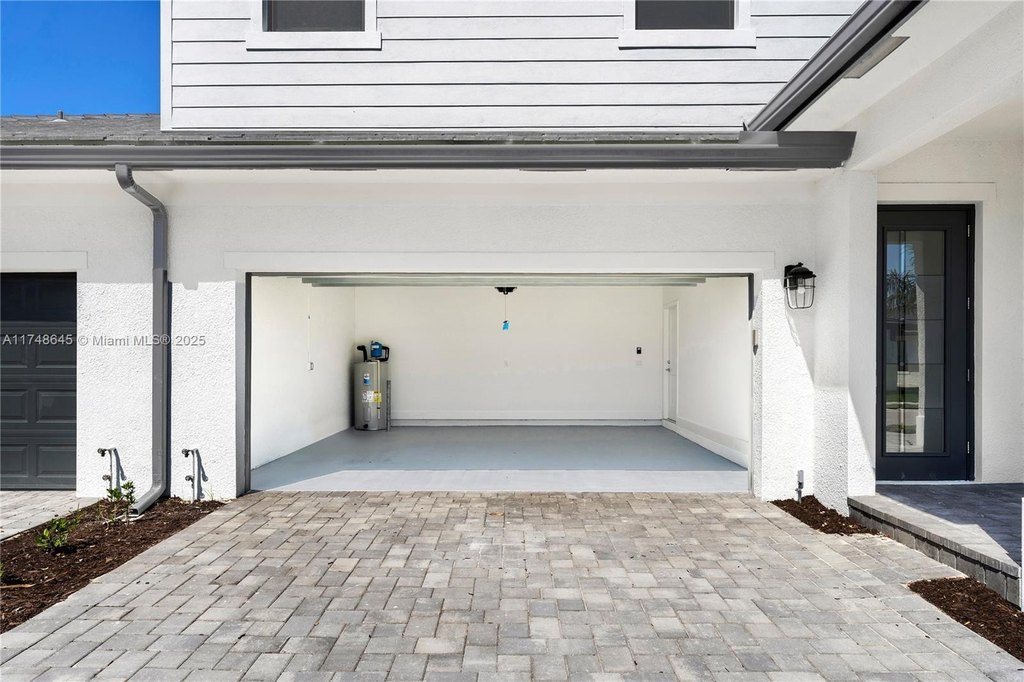 Fort Myers, Florida, 33913, United States, 3 Bedrooms Bedrooms, ,3.5 BathroomsBathrooms,Residential,Forsale,1913813