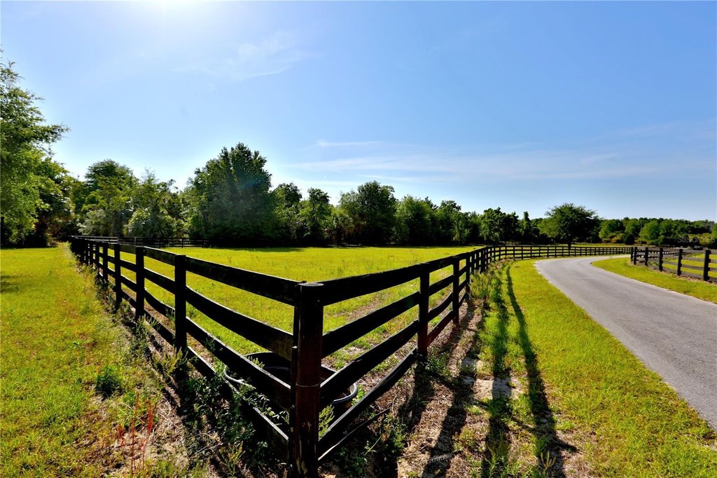 WEIRSDALE, Florida, 32195, United States, 2 Bedrooms Bedrooms, ,2 BathroomsBathrooms,Residential,Forsale,1969791