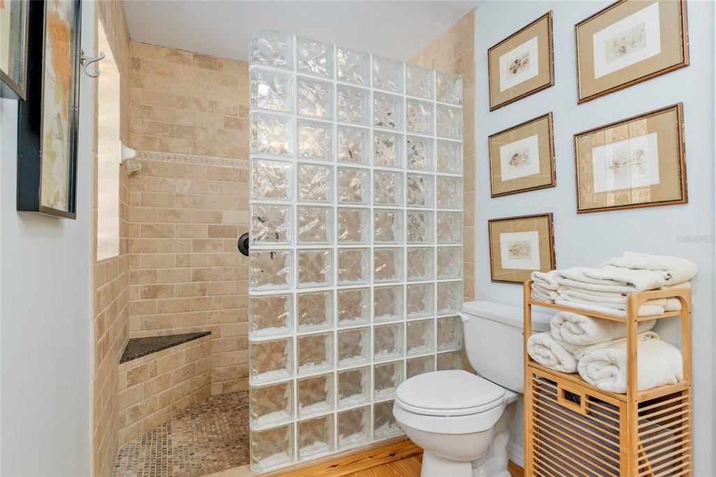 OCALA, Florida, 34480, United States, 5 Bedrooms Bedrooms, ,4.5 BathroomsBathrooms,Residential,Forsale,1905414