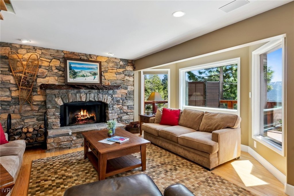 Incline Village, Nevada, 89451, United States, 4 Bedrooms Bedrooms, ,3.5 BathroomsBathrooms,Residential,Forsale,1899813