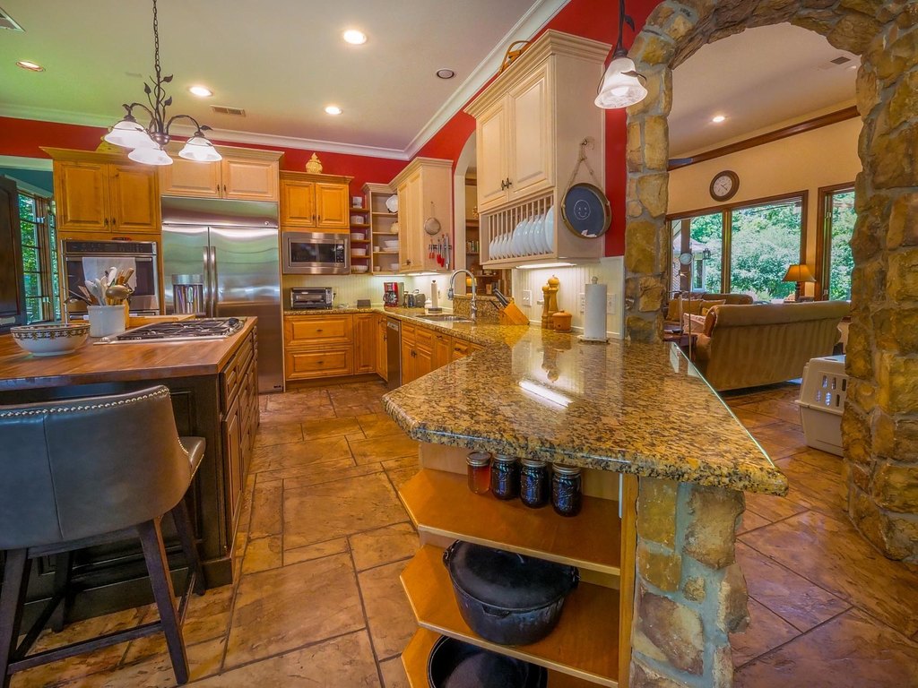 Montgomery, Texas, 77356, United States, 4 Bedrooms Bedrooms, ,4.5 BathroomsBathrooms,Residential,Forsale,1953070