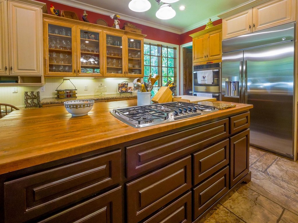 Montgomery, Texas, 77356, United States, 4 Bedrooms Bedrooms, ,4.5 BathroomsBathrooms,Residential,Forsale,1953070