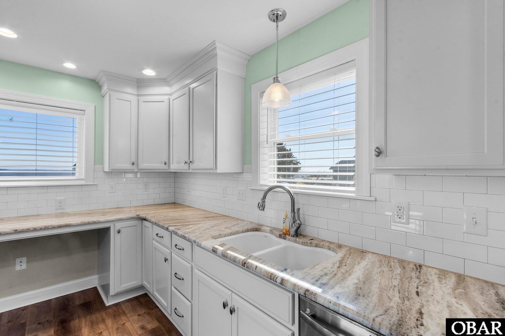 Coinjock, North Carolina, 27923, United States, 3 Bedrooms Bedrooms, ,3 BathroomsBathrooms,Residential,Forsale,1892315