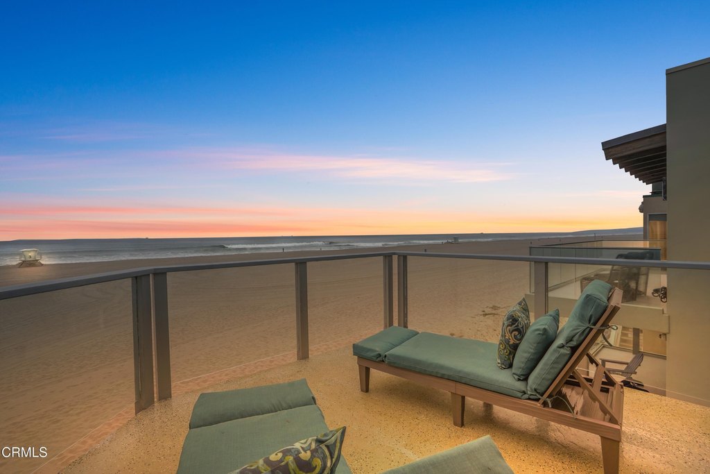 Oxnard, California, 93035, United States, 6 Bedrooms Bedrooms, ,4 BathroomsBathrooms,Residential,Forsale,1883926