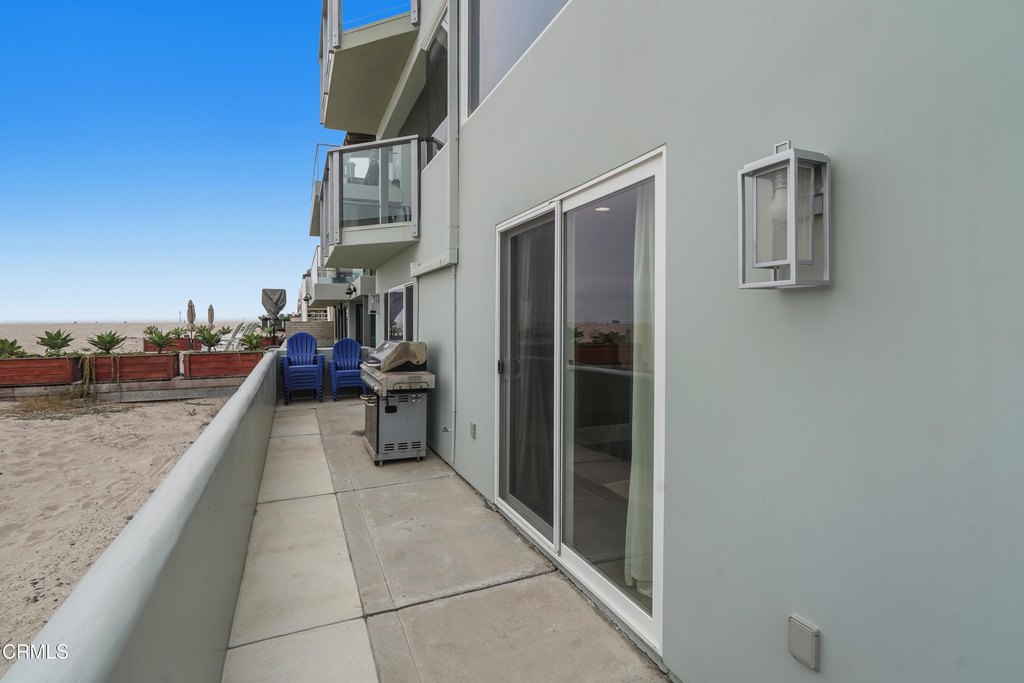 Oxnard, California, 93035, United States, 6 Bedrooms Bedrooms, ,4 BathroomsBathrooms,Residential,Forsale,1883926