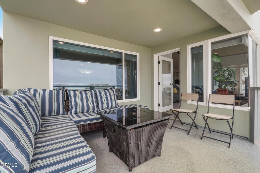 Oxnard, California, 93035, United States, 6 Bedrooms Bedrooms, ,4 BathroomsBathrooms,Residential,Forsale,1883926