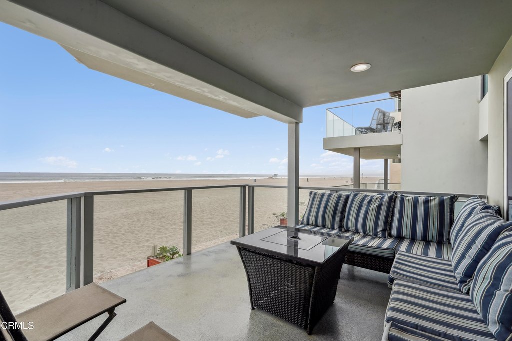 Oxnard, California, 93035, United States, 6 Bedrooms Bedrooms, ,4 BathroomsBathrooms,Residential,Forsale,1883926