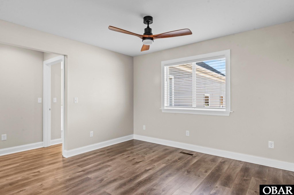 Coinjock, North Carolina, 27923, United States, 3 Bedrooms Bedrooms, ,3 BathroomsBathrooms,Residential,Forsale,1892315