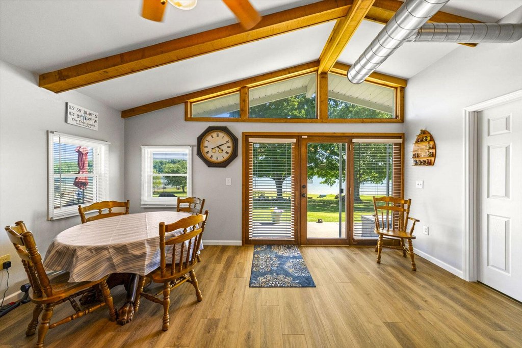 Dandridge, Tennessee, 37725, United States, 3 Bedrooms Bedrooms, ,2 BathroomsBathrooms,Residential,Forsale,1884062