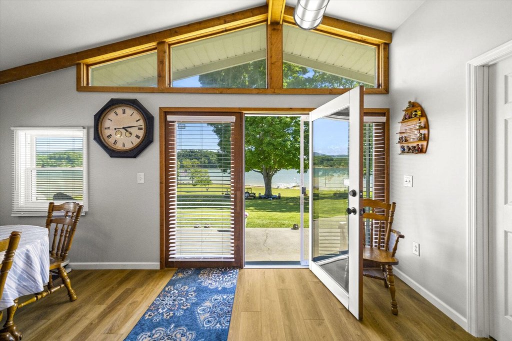 Dandridge, Tennessee, 37725, United States, 3 Bedrooms Bedrooms, ,2 BathroomsBathrooms,Residential,Forsale,1884062