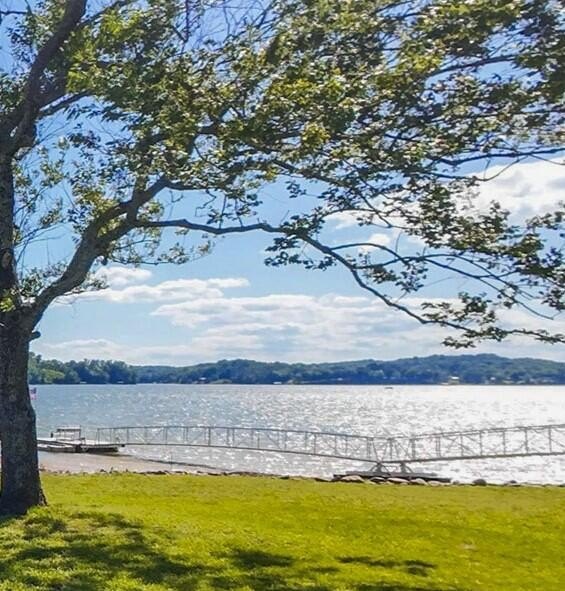 Dandridge, Tennessee, 37725, United States, 3 Bedrooms Bedrooms, ,2 BathroomsBathrooms,Residential,Forsale,1884062