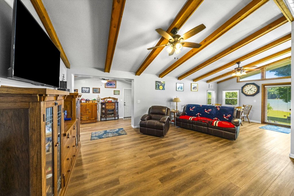 Dandridge, Tennessee, 37725, United States, 3 Bedrooms Bedrooms, ,2 BathroomsBathrooms,Residential,Forsale,1884062