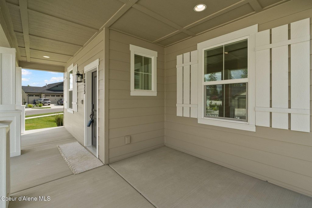 Coeur d'Alene, Idaho, 83815, United States, 2 Bedrooms Bedrooms, ,2 BathroomsBathrooms,Residential,Forsale,1913885