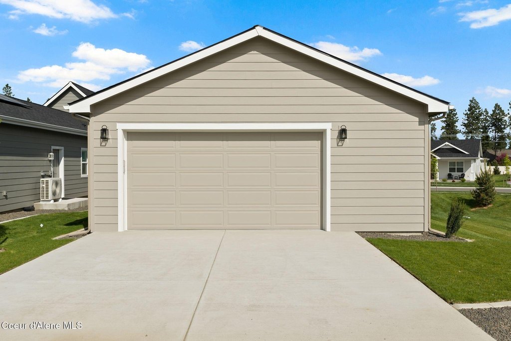 Coeur d'Alene, Idaho, 83815, United States, 2 Bedrooms Bedrooms, ,2 BathroomsBathrooms,Residential,Forsale,1913885