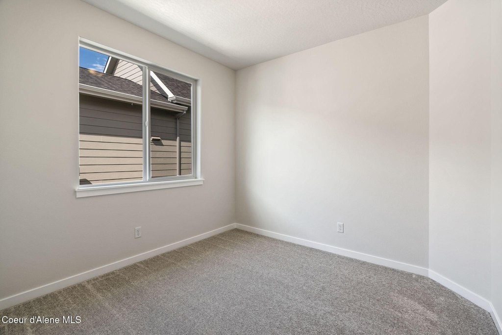 Coeur d'Alene, Idaho, 83815, United States, 2 Bedrooms Bedrooms, ,2 BathroomsBathrooms,Residential,Forsale,1913885