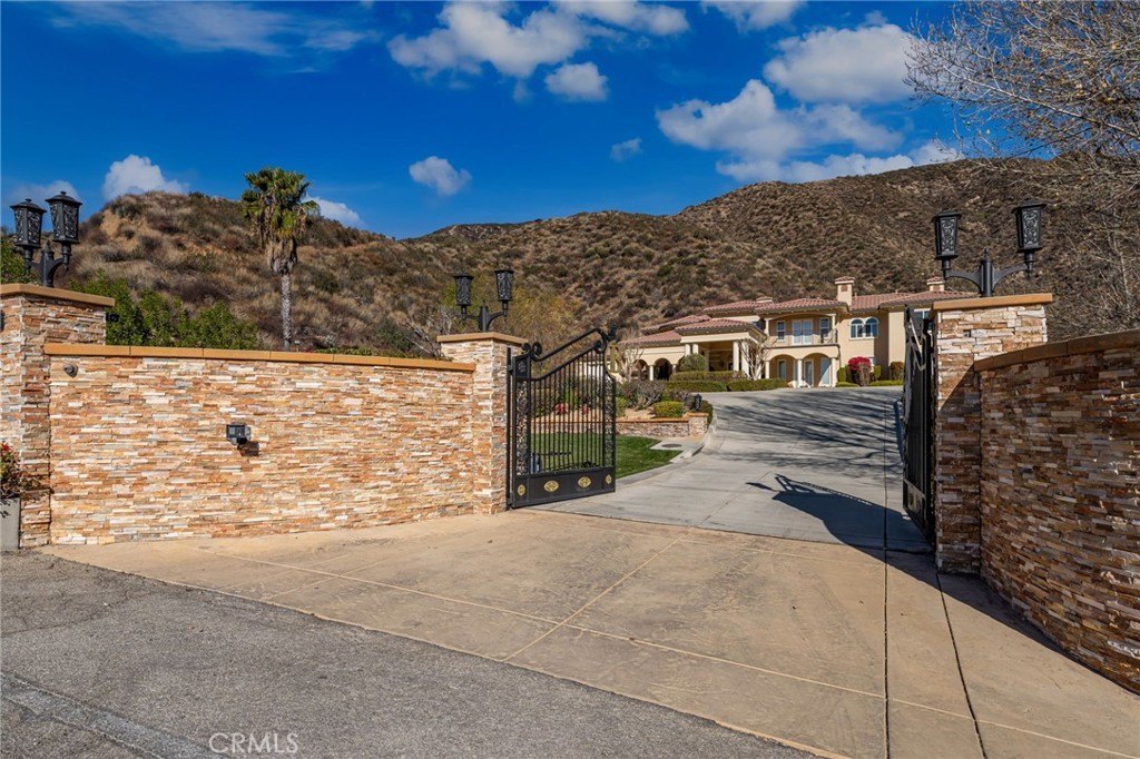 Upland, California, 91784, United States, 6 Bedrooms Bedrooms, ,6.5 BathroomsBathrooms,Residential,Forsale,1883914