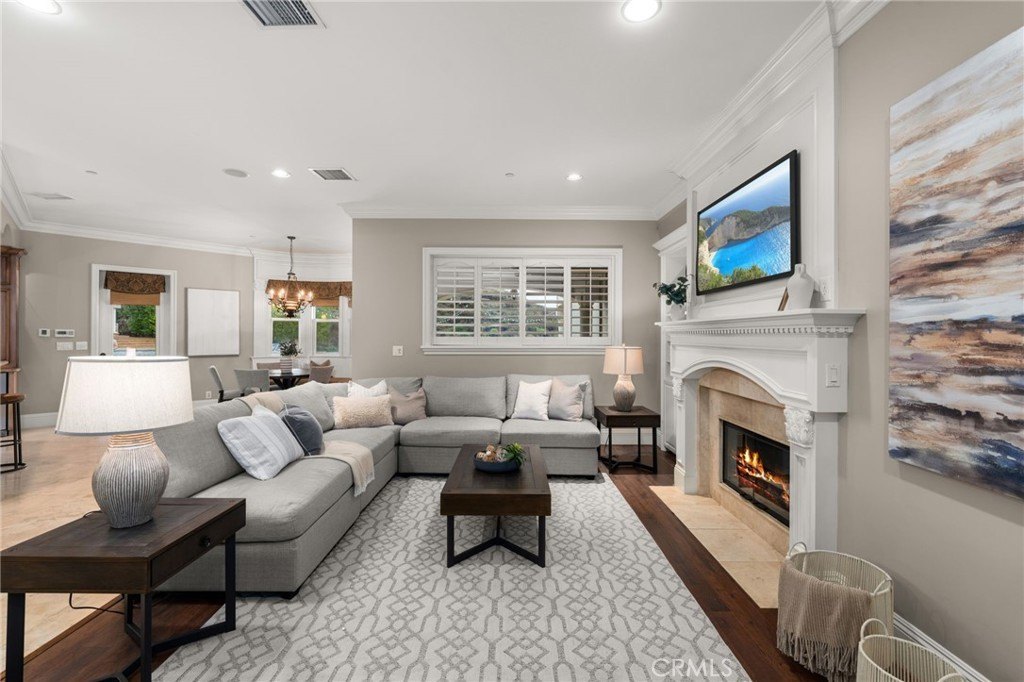 Upland, California, 91784, United States, 6 Bedrooms Bedrooms, ,6.5 BathroomsBathrooms,Residential,Forsale,1883914