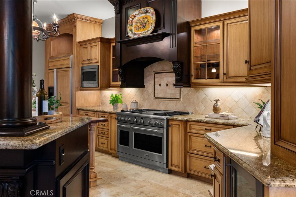 Upland, California, 91784, United States, 6 Bedrooms Bedrooms, ,6.5 BathroomsBathrooms,Residential,Forsale,1883914