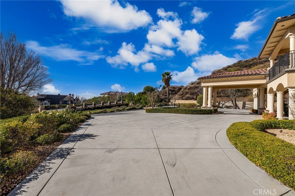 Upland, California, 91784, United States, 6 Bedrooms Bedrooms, ,6.5 BathroomsBathrooms,Residential,Forsale,1883914