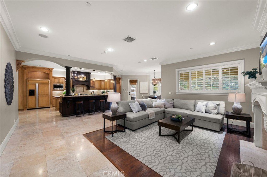 Upland, California, 91784, United States, 6 Bedrooms Bedrooms, ,6.5 BathroomsBathrooms,Residential,Forsale,1883914