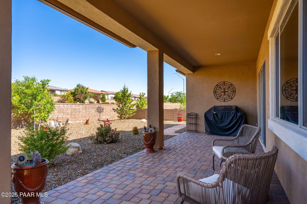 Prescott, Arizona, 86301, United States, 2 Bedrooms Bedrooms, ,2 BathroomsBathrooms,Residential,Forsale,1883972