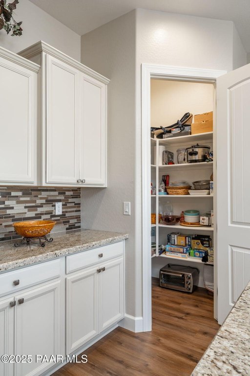 Prescott, Arizona, 86301, United States, 2 Bedrooms Bedrooms, ,2 BathroomsBathrooms,Residential,Forsale,1883972