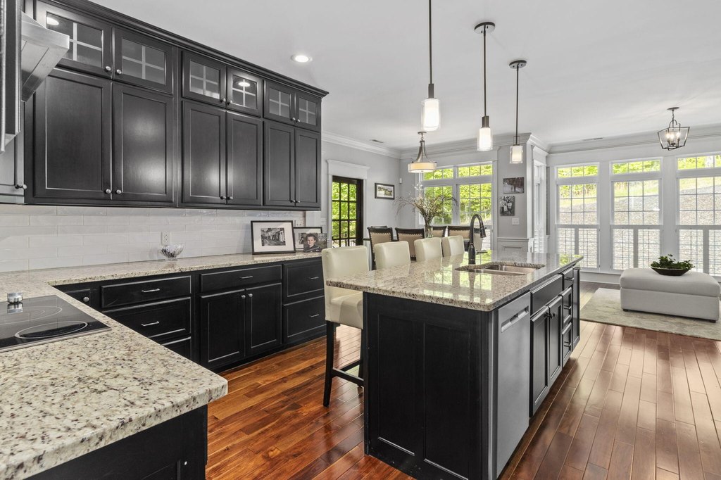 Chattanooga, Tennessee, 37419, United States, 4 Bedrooms Bedrooms, ,2.5 BathroomsBathrooms,Residential,Forsale,1894413