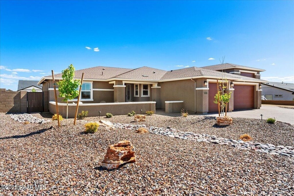 Prescott Valley, Arizona, 86315, United States, 3 Bedrooms Bedrooms, ,2 BathroomsBathrooms,Residential,Forsale,1884016