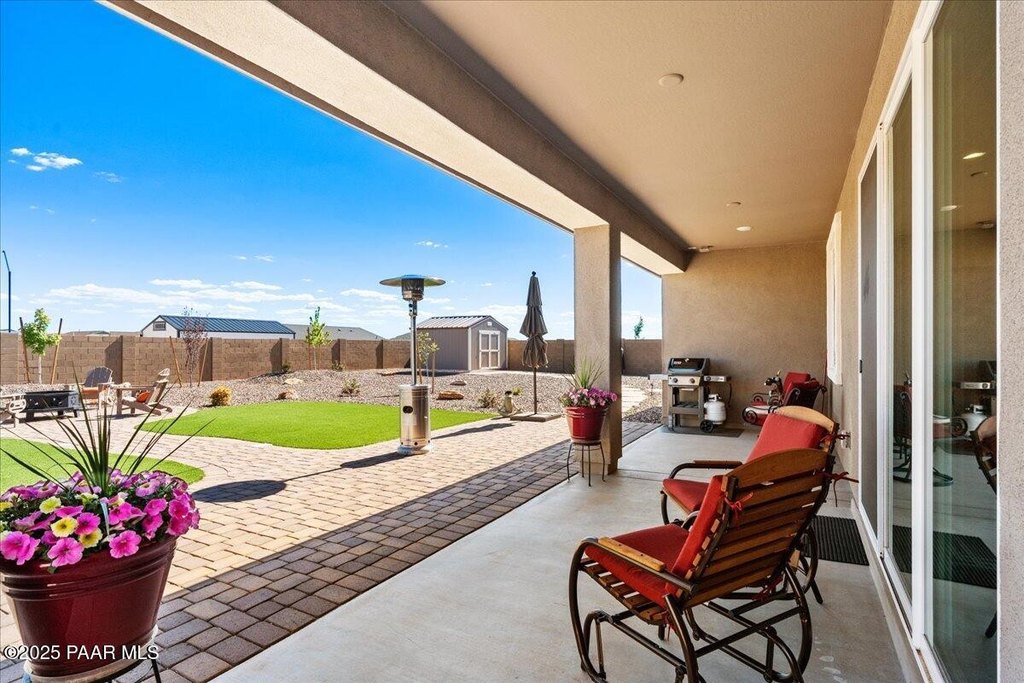 Prescott Valley, Arizona, 86315, United States, 3 Bedrooms Bedrooms, ,2 BathroomsBathrooms,Residential,Forsale,1884016