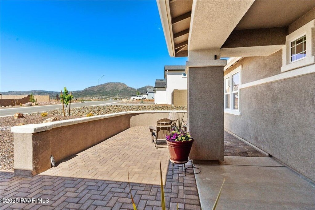 Prescott Valley, Arizona, 86315, United States, 3 Bedrooms Bedrooms, ,2 BathroomsBathrooms,Residential,Forsale,1884016