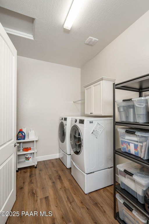 Prescott, Arizona, 86301, United States, 2 Bedrooms Bedrooms, ,2 BathroomsBathrooms,Residential,Forsale,1883972