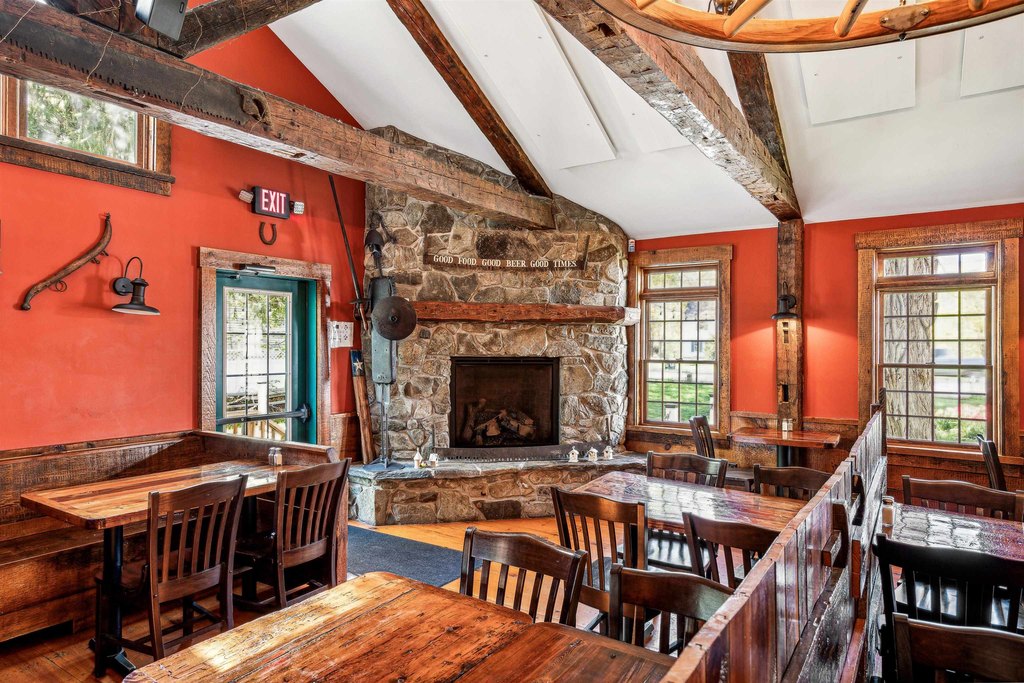 Lyme, New Hampshire, 03768, United States, 22 Bedrooms Bedrooms, ,18.5 BathroomsBathrooms,Residential,Forsale,1999513