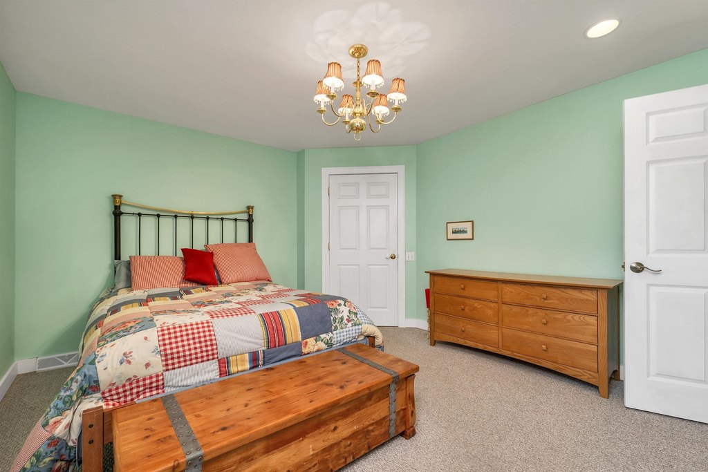 Bristol, New Hampshire, 03222, United States, 3 Bedrooms Bedrooms, ,2 BathroomsBathrooms,Residential,Forsale,1893916