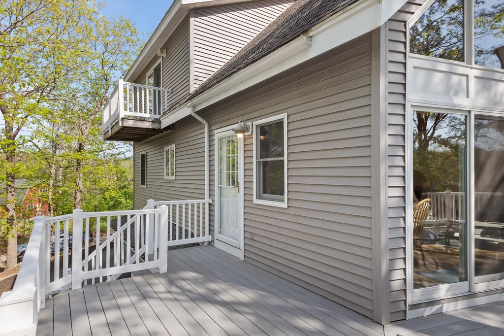 Ossipee, New Hampshire, 03814, United States, 2 Bedrooms Bedrooms, ,2.5 BathroomsBathrooms,Residential,Forsale,1933946