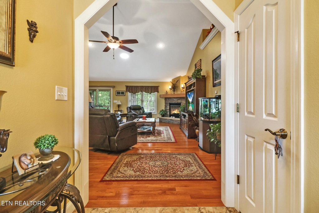 Fairfield Glade, Tennessee, 38558, United States, 3 Bedrooms Bedrooms, ,2 BathroomsBathrooms,Residential,Forsale,1907875