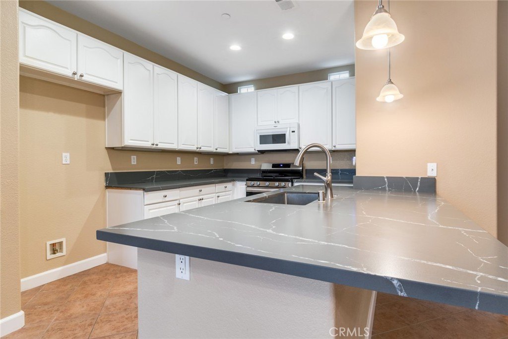 Loma Linda, California, 92354, United States, 4 Bedrooms Bedrooms, ,3.5 BathroomsBathrooms,Residential,Forsale,1953043