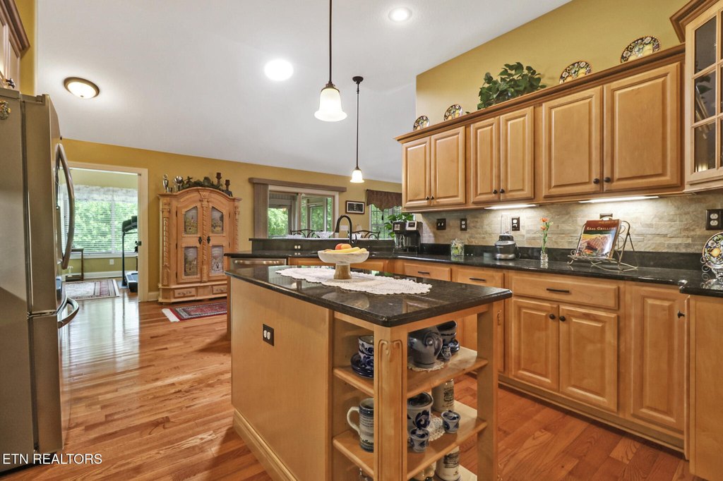 Fairfield Glade, Tennessee, 38558, United States, 3 Bedrooms Bedrooms, ,2 BathroomsBathrooms,Residential,Forsale,1907875