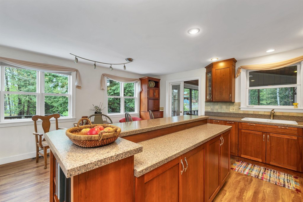 Bristol, New Hampshire, 03222, United States, 3 Bedrooms Bedrooms, ,2 BathroomsBathrooms,Residential,Forsale,1893916