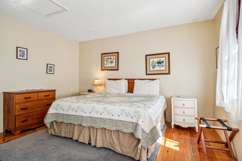 Lyme, New Hampshire, 03768, United States, 22 Bedrooms Bedrooms, ,18.5 BathroomsBathrooms,Residential,Forsale,1999513