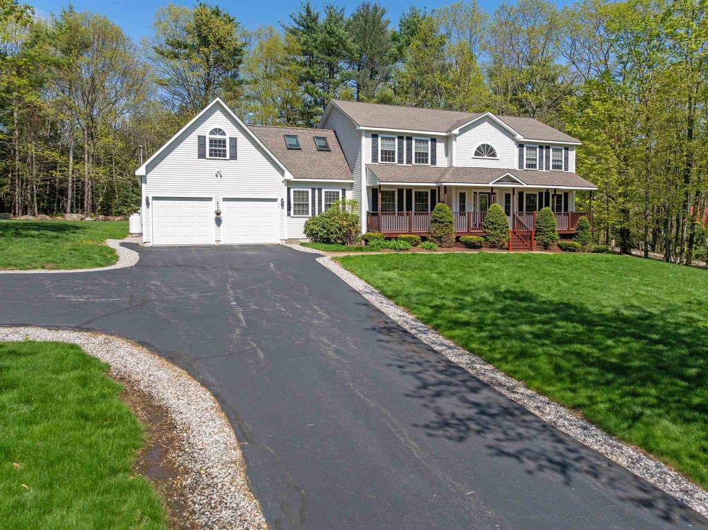 Meredith, New Hampshire, 03253, United States, 4 Bedrooms Bedrooms, ,3.5 BathroomsBathrooms,Residential,Forsale,2010611